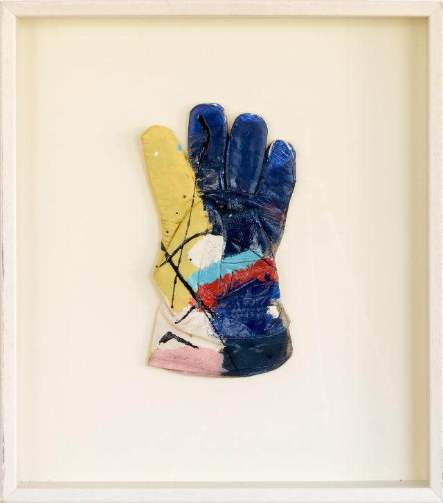Handschuh 3
25 x 18 cm
Acryl auf Handschuh/Fundstück
1993